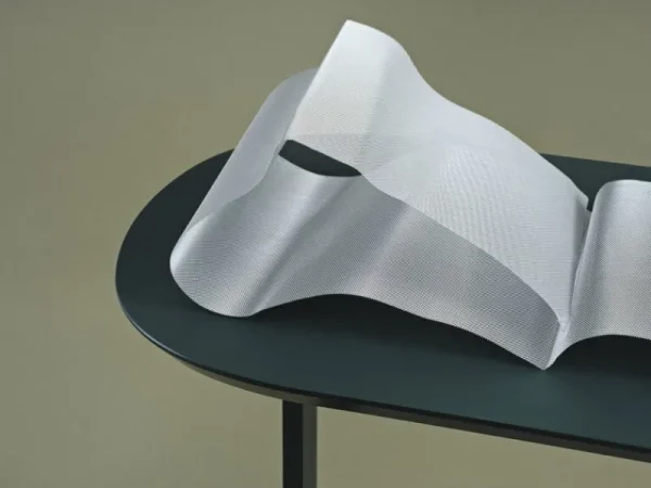 Artek Tische-Muuto Relate Beistelltisch, Höhe: 73,5 cm, Dunkelgrün