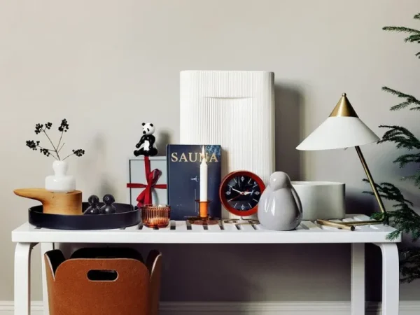 Artek Vasen-Muuto Ridge Vase, groß, cremeweiß