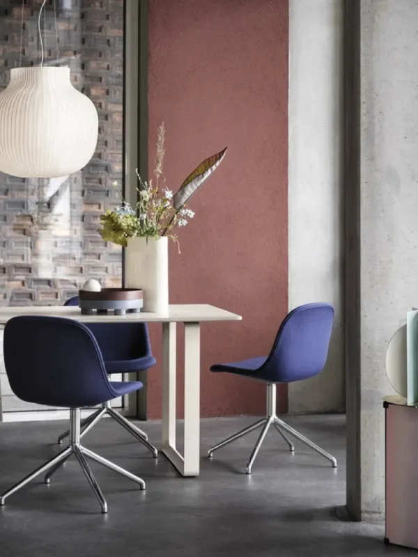 Muuto Vasen-Ridge Vase, klein, cremeweiß