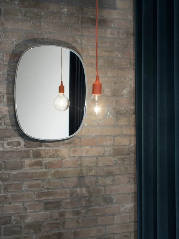 Muuto Badezimmerspiegel | Spiegel^Spiegel Framed, klein, grau