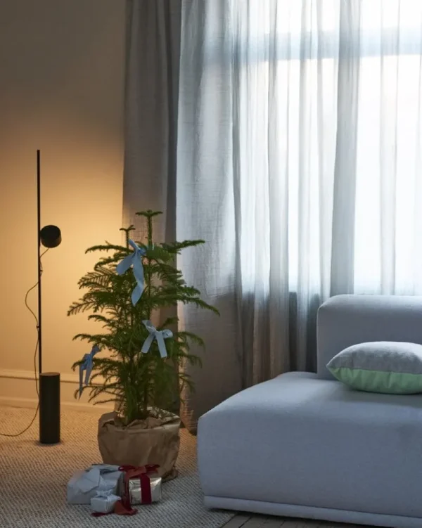 Woud Stehleuchten-Muuto Stehleuchte Post, braun-grün