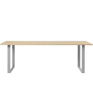 Harri Koskinen Works Tische-Muuto Tisch 70/70, 225 x 90 cm, Eiche