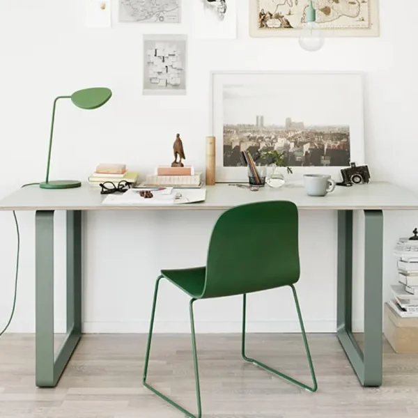 Harri Koskinen Works Tische-Muuto Tisch 70/70, 225 x 90 cm, Eiche