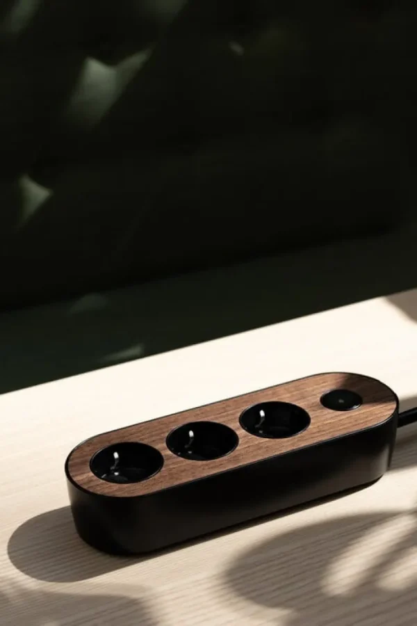 MyNolla Elektroartikel^Steckerleiste, Schwarz - Walnuss