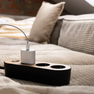 MyNolla Elektroartikel^Steckerleiste, Schwarz - Eiche