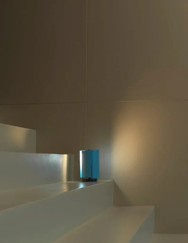 Nuura Tischlampen-Nemo Lighting Pivotante à Poser Tischleuchte, Pastellblau