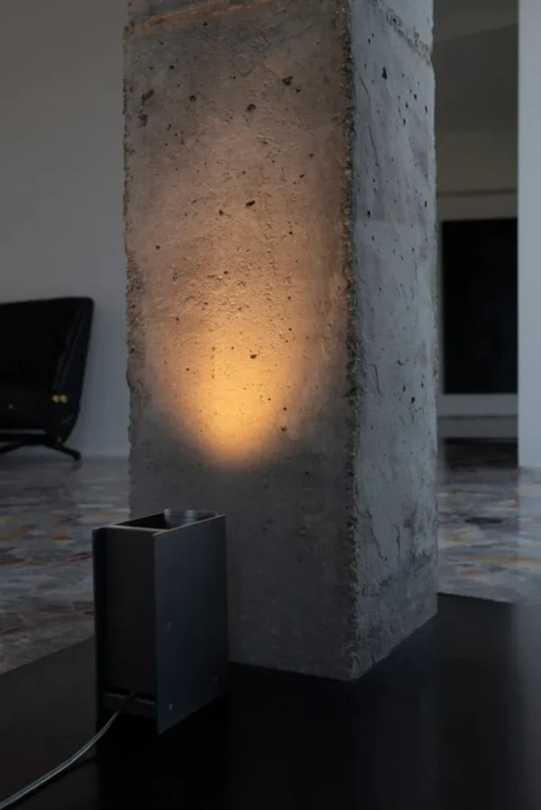 Tom Dixon Tischlampen-Nemo Lighting Plint Steh-/Tischleuchte, Schwarz
