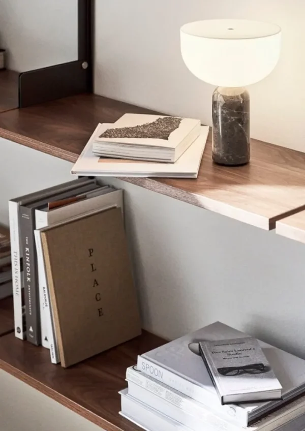 Flos Tragbare Lampen-New Works Kizu Tischleuchte, Gris du Marais Marmor