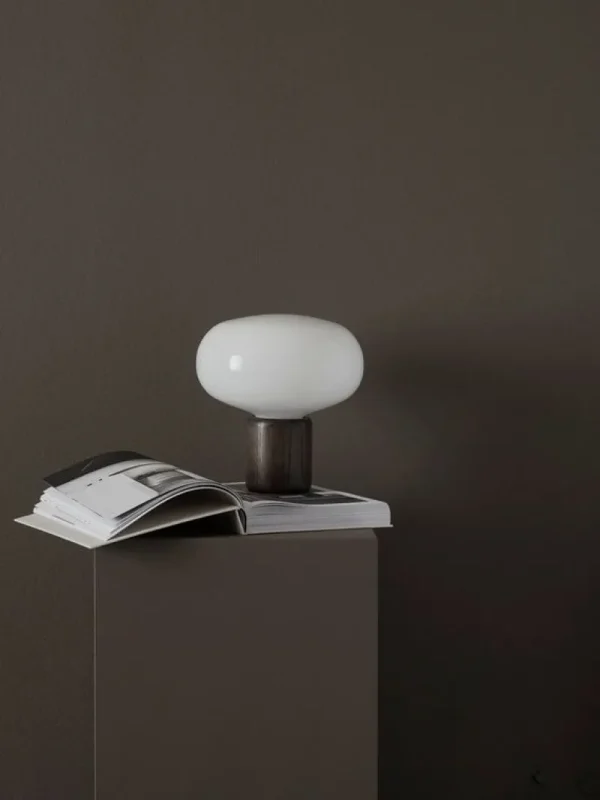 Louis Poulsen Tischlampen-New Works Tischleuchte Karl-Johan, Eiche