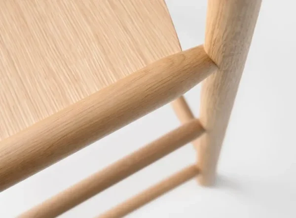 Artek Sitzgelegenheiten-Nikari Akademia High Barhocker, 65 cm, lackierte Eiche