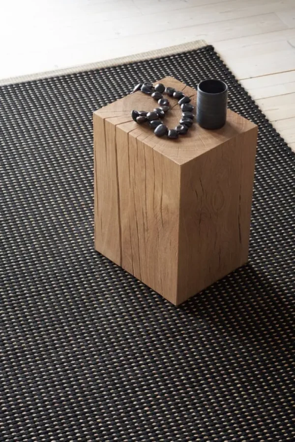 Finnish Design Shop Sitzgelegenheiten-Nikari Hocker Biennale