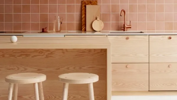 Audo Copenhagen Sitzgelegenheiten-Nikari Storia Hocker 65 cm