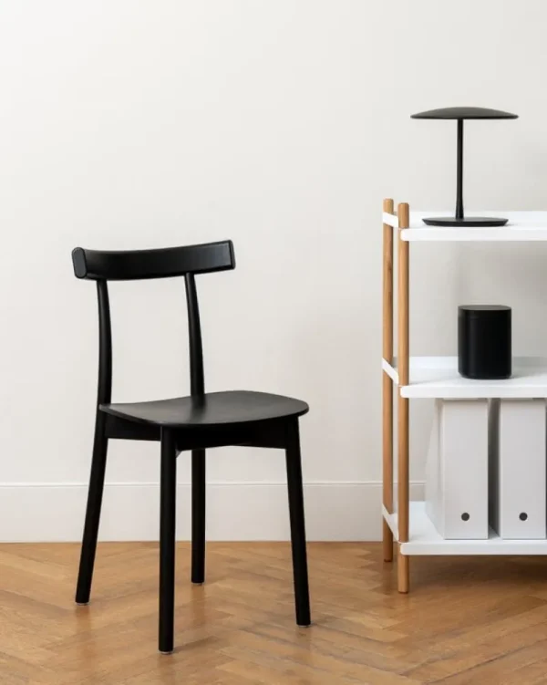 Muuto Sitzgelegenheiten-Nine Skinny Stuhl, schwarz gebeizte Esche