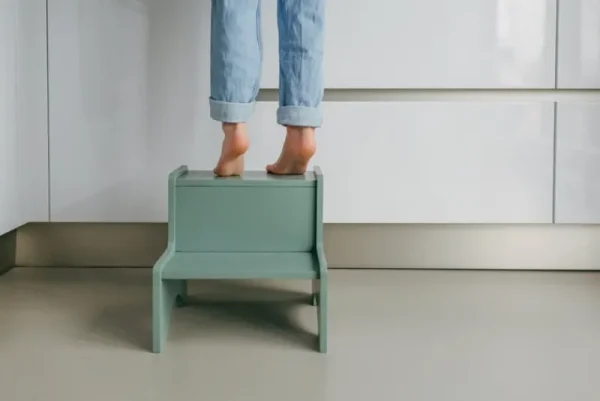 Kinder Nofred Möbel Für Das Kinderzimmer | Tritthocker Und -leitern^Step Up Trittleiter, Olivgrün