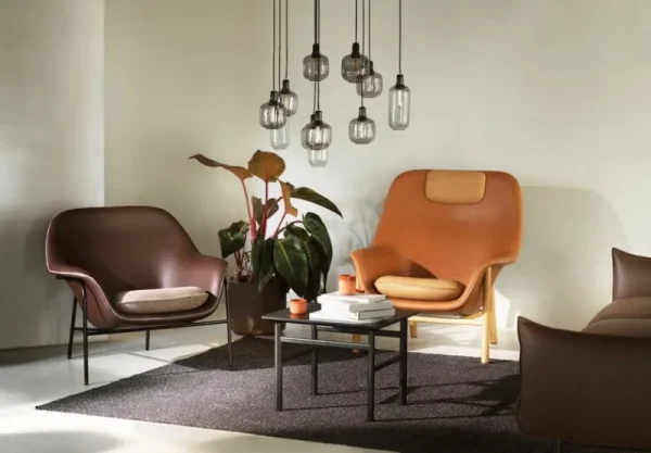 Normann Copenhagen Deckenleuchten-Amp Pendelleuchte, klein, rauchgrau/schwarz