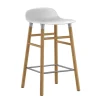 Normann Copenhagen Sitzgelegenheiten-Barhocker Form, 65 cm, weiß – Eiche