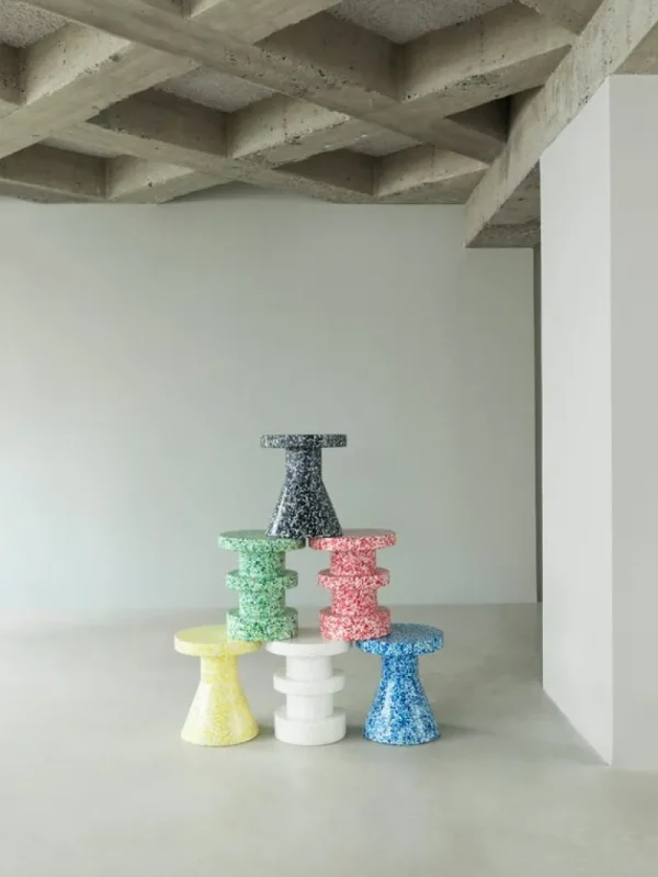 Normann Copenhagen Terrassenmöbel | Tische^Bit Hocker, Kegel, Schwarz - Weiß