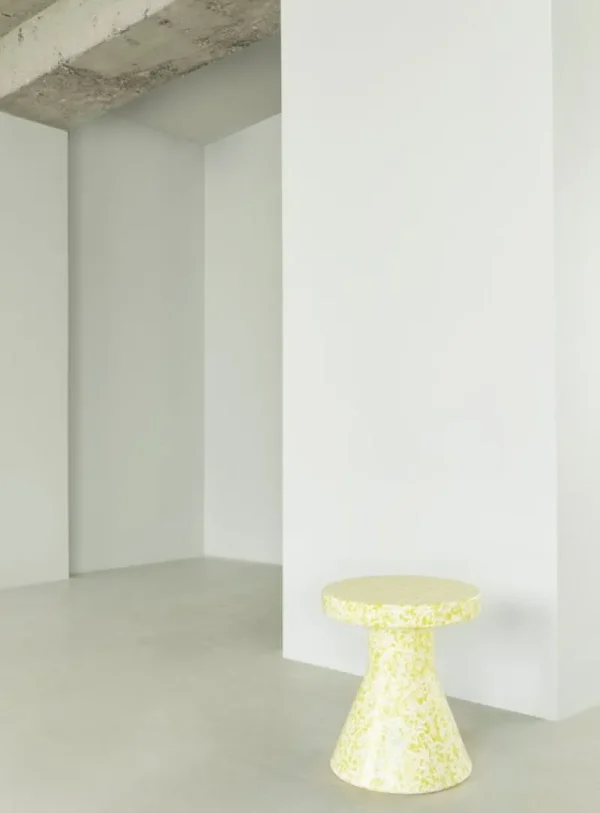 Normann Copenhagen Terrassenmöbel | Tische^Bit Hocker, Kegel, Gelb