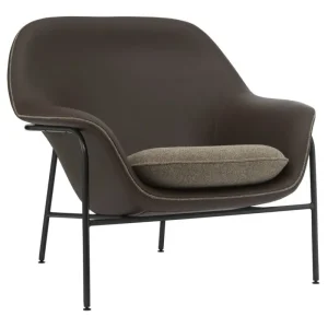 Woodnotes Sitzgelegenheiten-Normann Copenhagen Drape Loungesessel, niedrig, Leder braun- Hallingdal 270 - Schw.