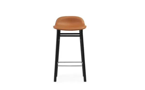 Normann Copenhagen Sitzgelegenheiten-Form Barhocker, 65 cm, Eiche schwarz - brandyfarbenes Ultra-Lede