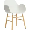 &Tradition Sitzgelegenheiten-Normann Copenhagen Form Sessel, weiß/Eiche