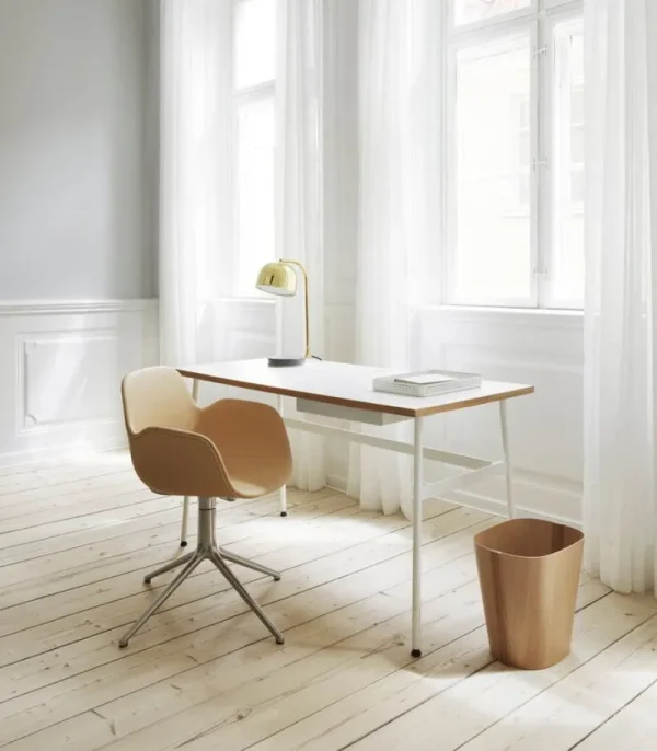 Normann Copenhagen Bürostühle | Sitzgelegenheiten^Form Swivel 4L Armlehnstuhl, Aluminium - brandyfarbenes Ultra-Le