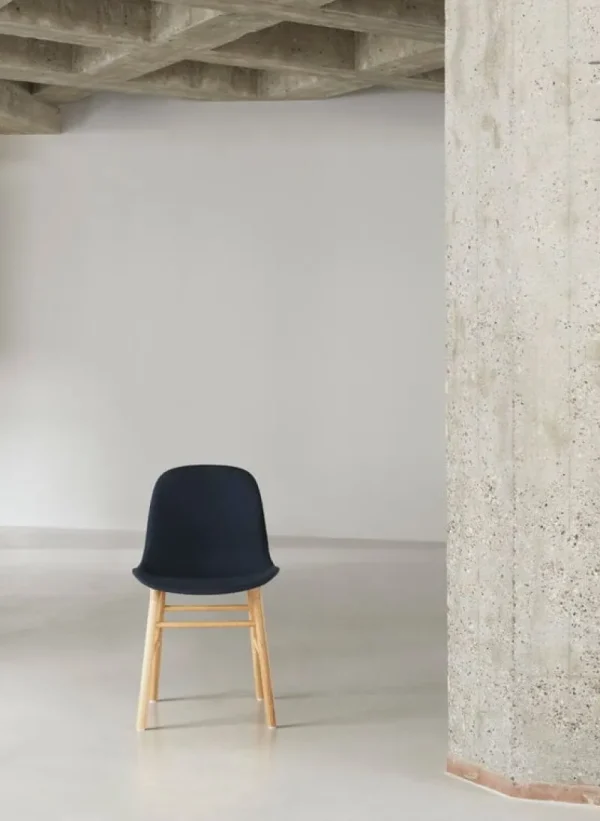 Vitra Sitzgelegenheiten-Normann Copenhagen Form Stuhl, Eiche - Synergy 16