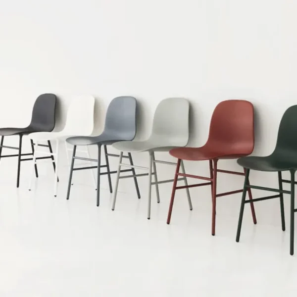 &Tradition Sitzgelegenheiten-Normann Copenhagen Form Stuhl, schwarzer Stahl – Schwarz