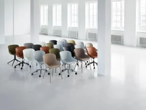 Normann Copenhagen Sitzgelegenheiten-Hyg Stuhl mit 5 Rollen, drehbar, Aluminium – Main Line Flax 20