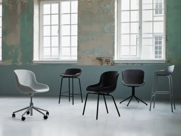 Normann Copenhagen Sitzgelegenheiten-Hyg Stuhl, drehbar, Schwarz – Synergy 16