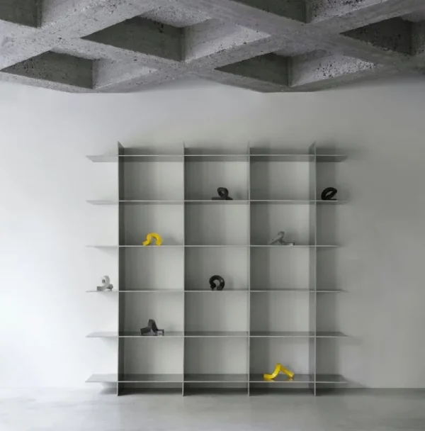 HAY Kerzen Und Kerzenhalter-Normann Copenhagen Kerzenhalter Crooked One, grau