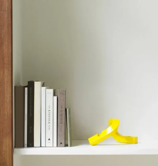 Skultuna Kerzen Und Kerzenhalter-Normann Copenhagen Kerzenhalter Crooked Two, gelb