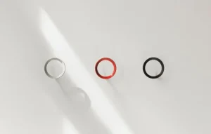 Normann Copenhagen Garderoben Und Kleiderbügel^Loop Haken, mittelgroß, Rot