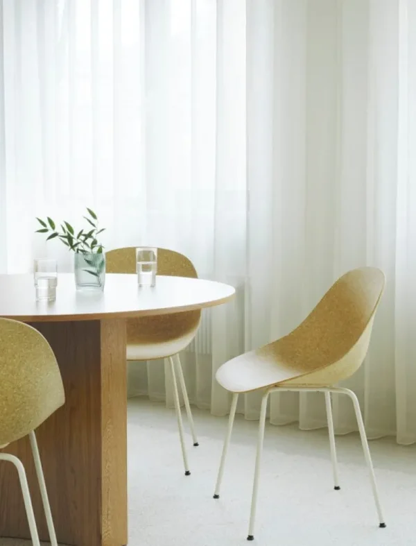 Vitra Sitzgelegenheiten-Normann Copenhagen Mat Stuhl, cremeweißer Stahl - Hanf