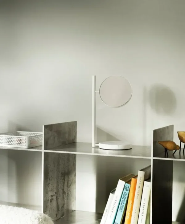 Muuto Spiegel-Normann Copenhagen Pose Tischspiegel, Weiß