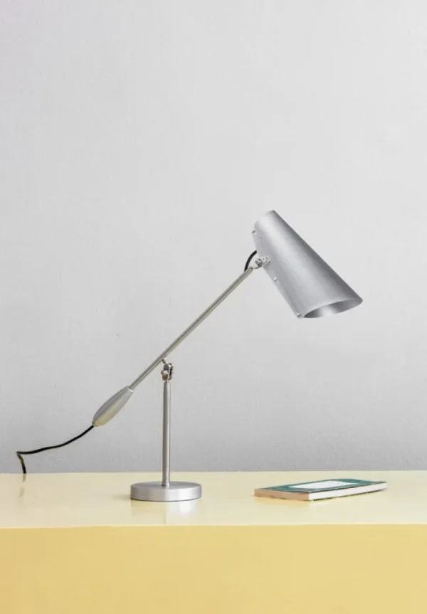 Audo Copenhagen Tischlampen-Northern Birdy Tischleuchte, 70-jähriges Jubiläum, Aluminium