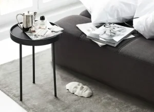 GUBI Sofas Und Liegen-Northern Daybe Schlafsofa, schwarzes Metall - Dunkelgrau Brusvik 08