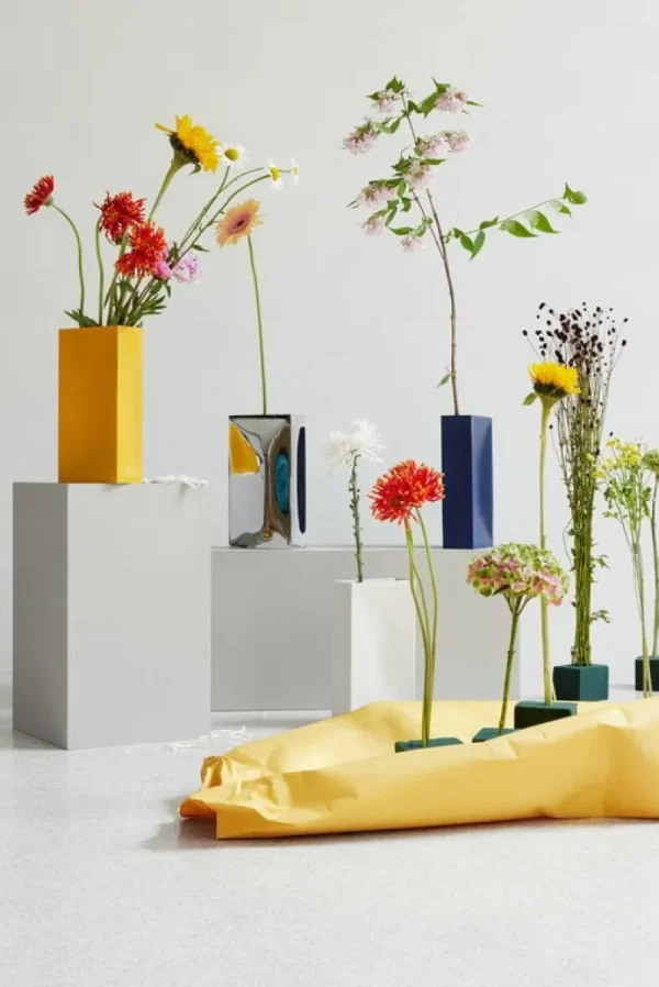 Fundamental Berlin Vasen-Northern Into Vase, Spiegel
