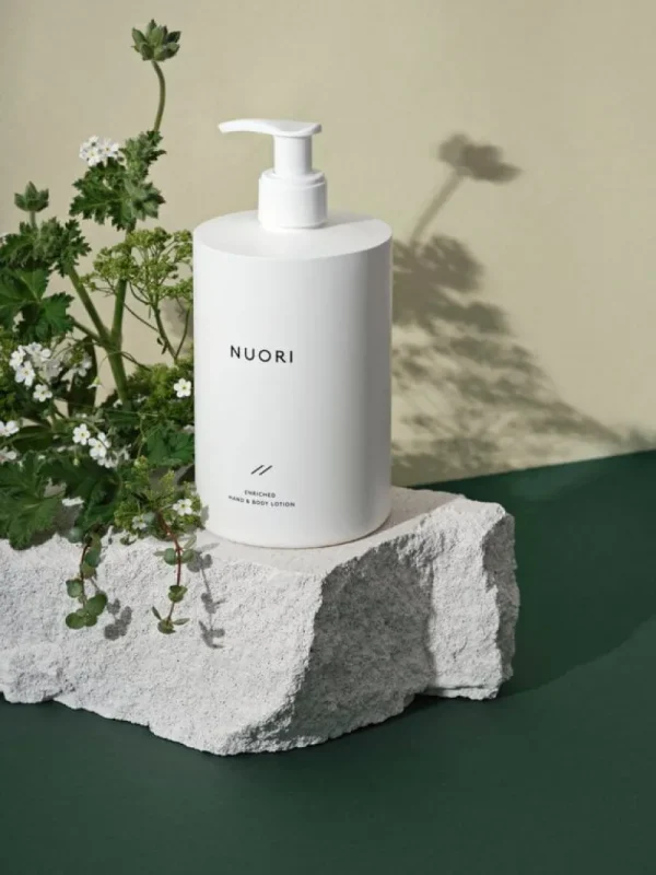 Nuori Hygiene- Und Kosmetikprodukte^Enriched Hand- und Körperlotion