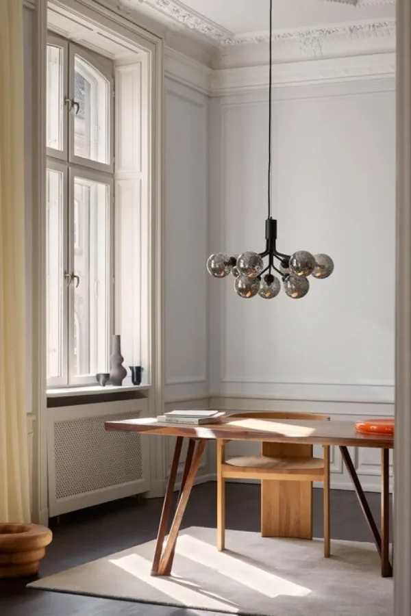 Louis Poulsen Deckenleuchten-Nuura Apiales 9 Pendelleuchte, Satinschwarz - Rauchglas