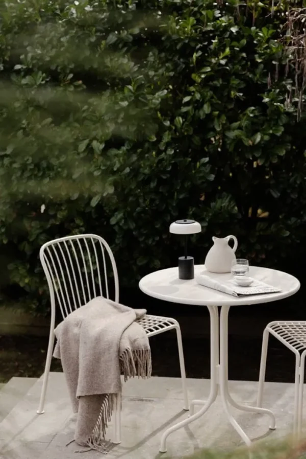 Flos Tischlampen | Tragbare Lampen-Nuura Blossi Mini tragbare Tischleuchte, schwarz - Opal