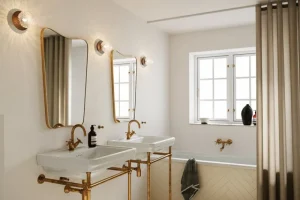 u00d6rsju00f6 Wandleuchten | Deckenleuchten-Nuura Liila 1 Wand-/Deckenleuchte, klein, dunkles Bronze - Optik klar