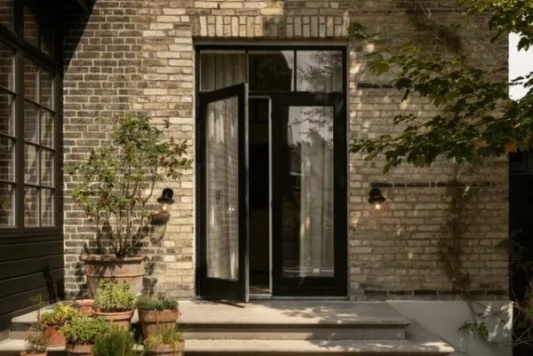 Nuura Außenbeleuchtung | Außenleuchten^Liila Outdoor Wandleuchte, Schwarz - Klar