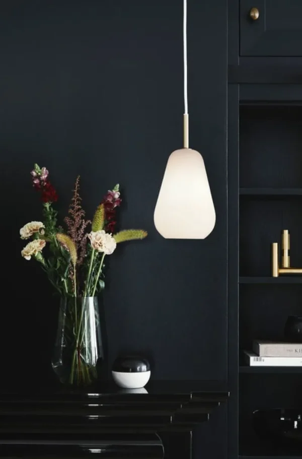 ferm LIVING Deckenleuchten-Nuura Pendelleuchte Anoli 1, klein, Opalglas