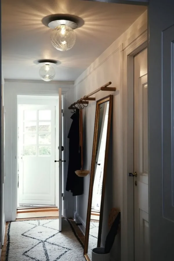 Anglepoise Wandleuchten | Deckenleuchten-Nuura Wand-/Deckenleuchte Liila 1, groß, silberfarben – klar