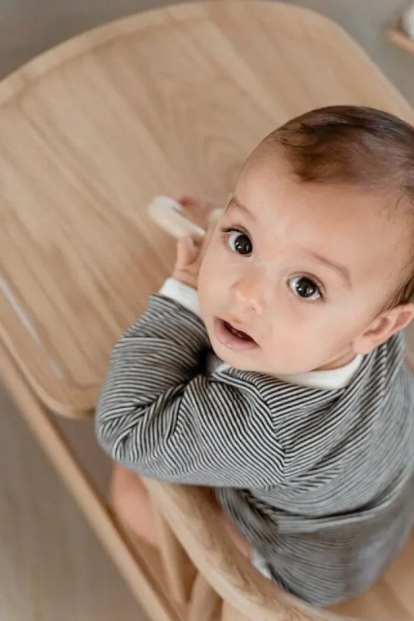 Kinder Oaklings Möbel Für Das Kinderzimmer^Smilla Kleinkinderstuhl mit Tablett, Eiche