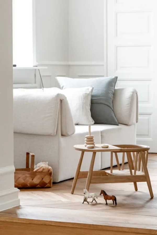 Kinder Oaklings Möbel Für Das Kinderzimmer^Smilla Kleinkinderstuhl mit Tablett, Eiche