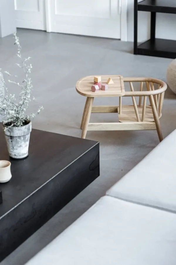 Kinder Oaklings Möbel Für Das Kinderzimmer^Smilla Kleinkinderstuhl mit Tablett, Eiche