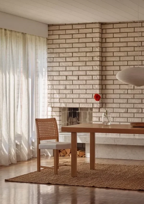 Massproductions Sitzgelegenheiten-Ornäs Näyttely Stuhl, Eiche - beiges Leder - Sitz aus Leinen
