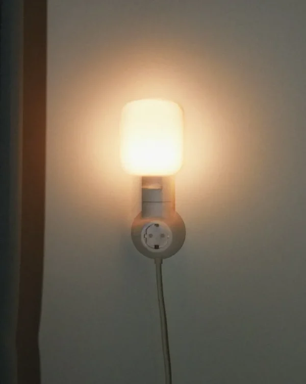 HAY Tischlampen-Pedestal Plug-in Leuchte, Pearl